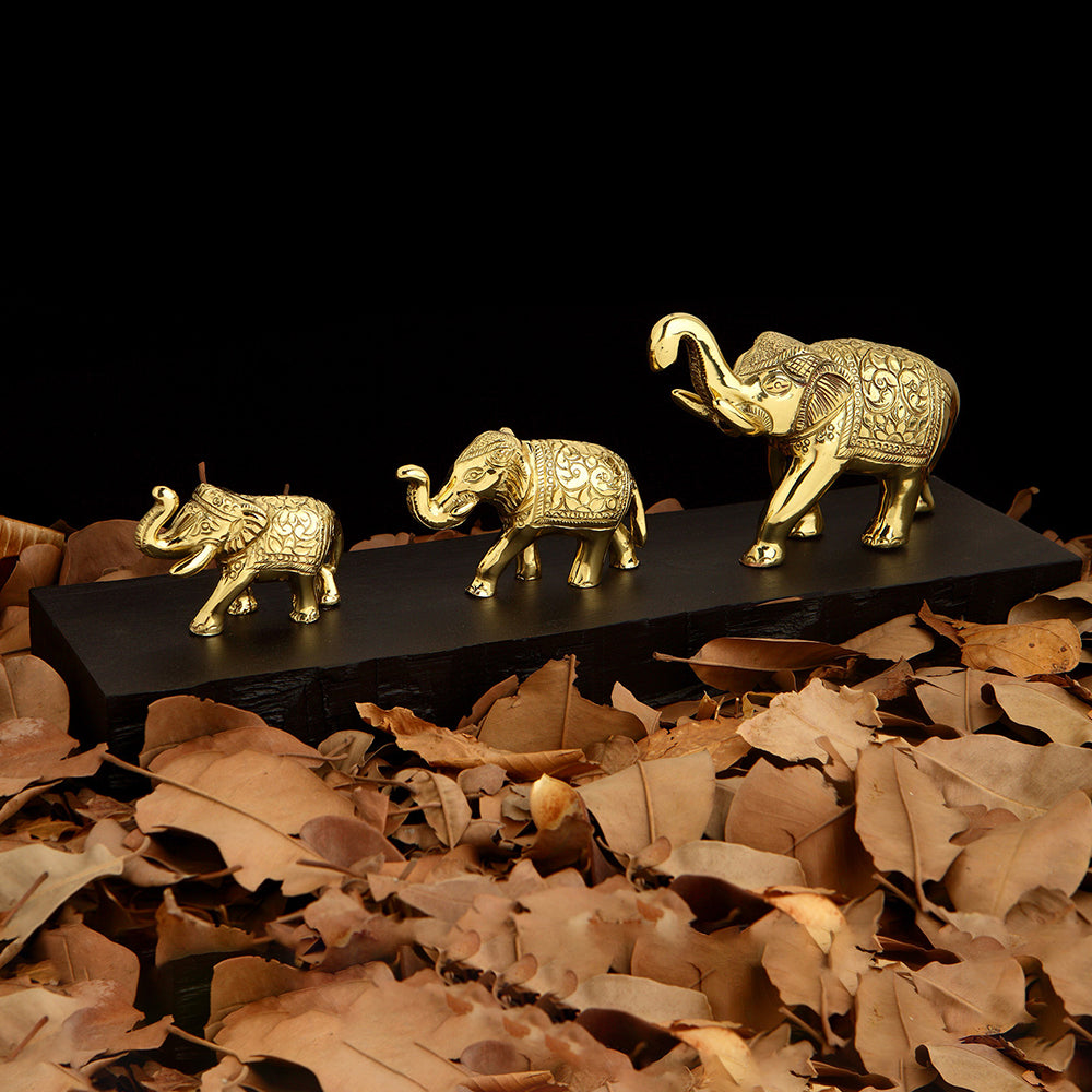 ELEPHANT WOODEN TISSUE HOLDER