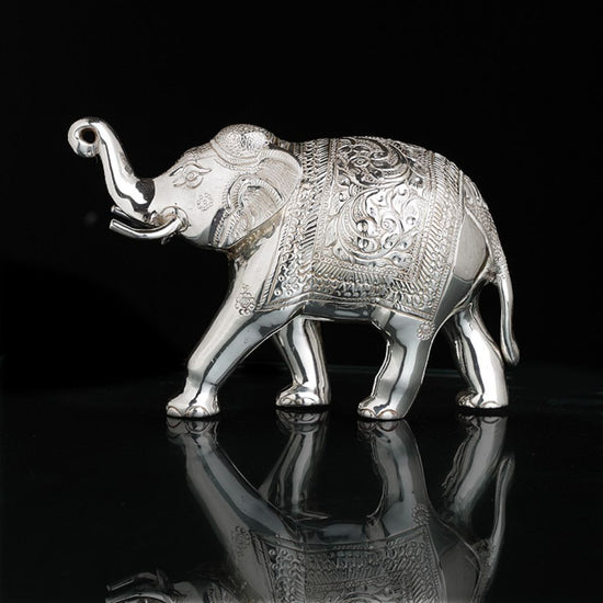 MAJESTIC ELEPHANT